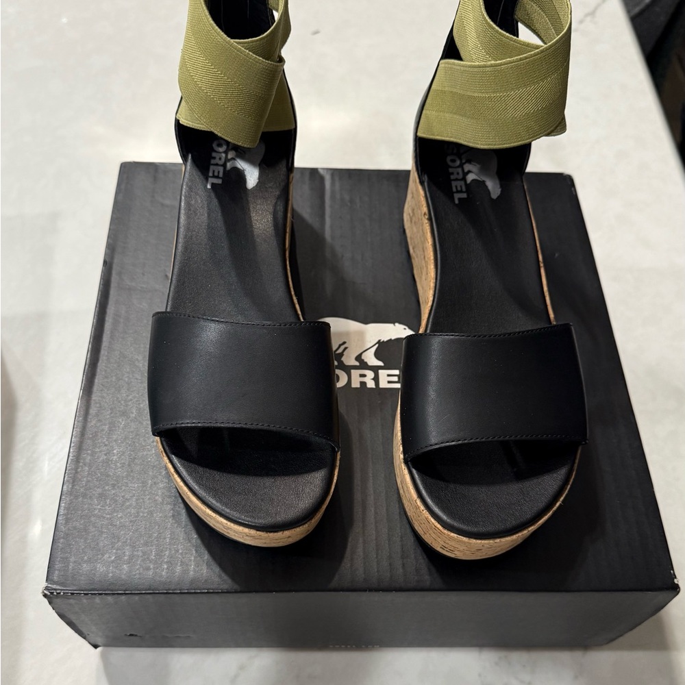 Sorel Black and Olive Wedge Sandals